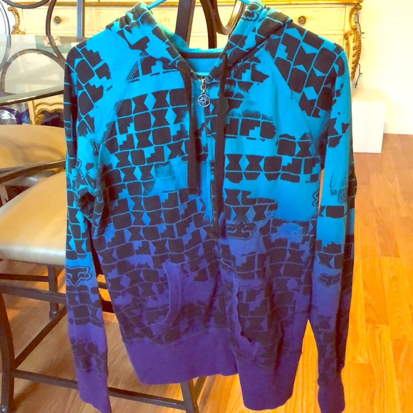💙Ombré Fox zip up!!!💙 - Picture 1 of 4